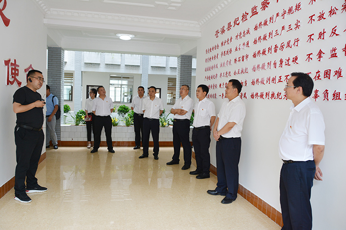 1530082462408041297.jpg DSC_8144.jpg